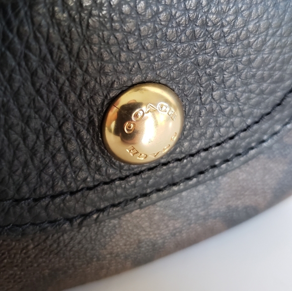 SOLD COACH | Pennie Card Case - Picture 10 of 14